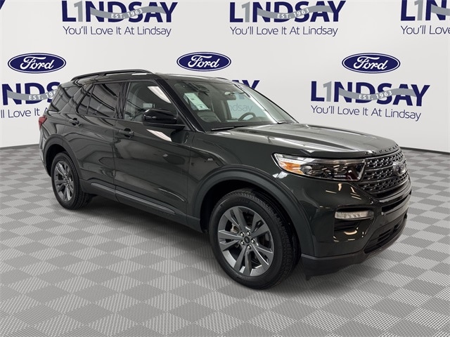 2023 Ford Explorer XLT's photo