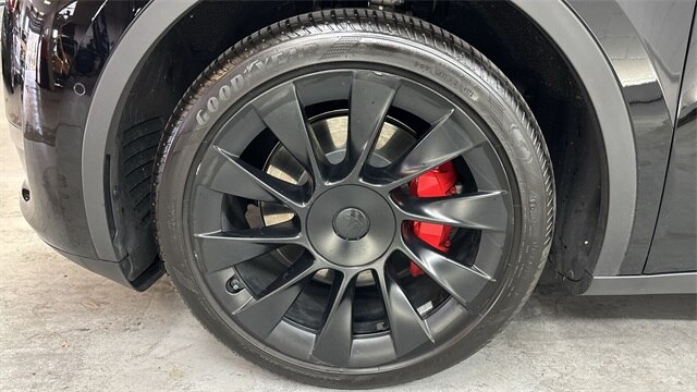 Used 2022 Tesla Model Y Long Range with VIN 7SAYGDEE0NA008957 for sale in Wheaton, MD