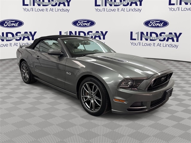 2014 Ford Mustang GT Premium's photo