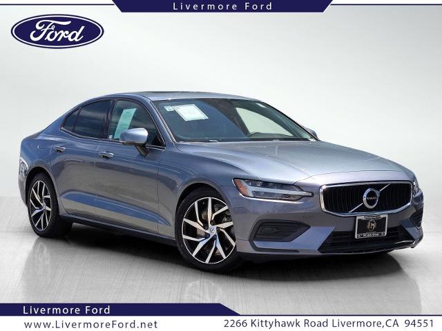 2019 Volvo S60 T6 Momentum