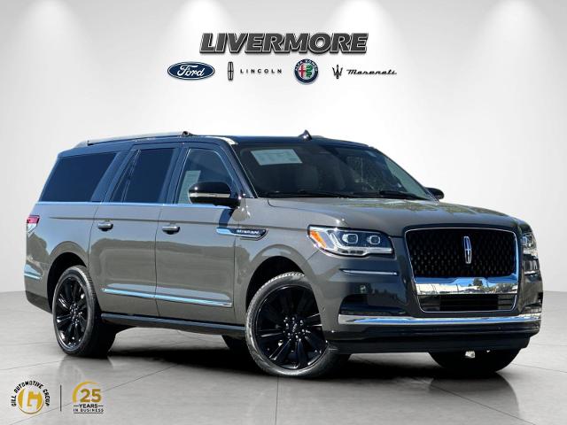 2022 Lincoln Navigator L Black Label