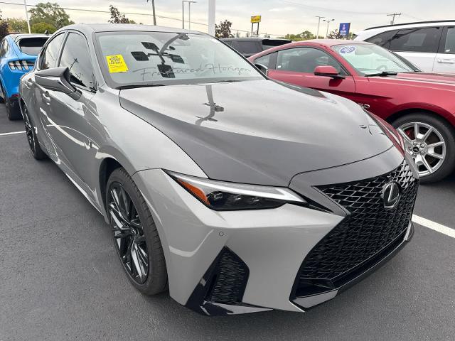 2023 Lexus IS