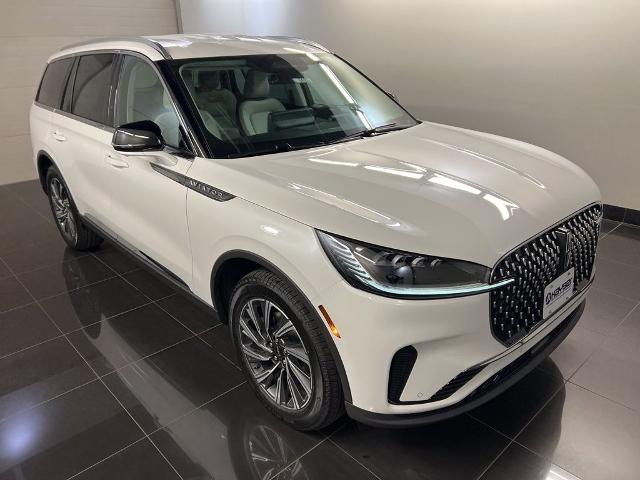 2026 Lincoln Aviator Premiere AWD's photo