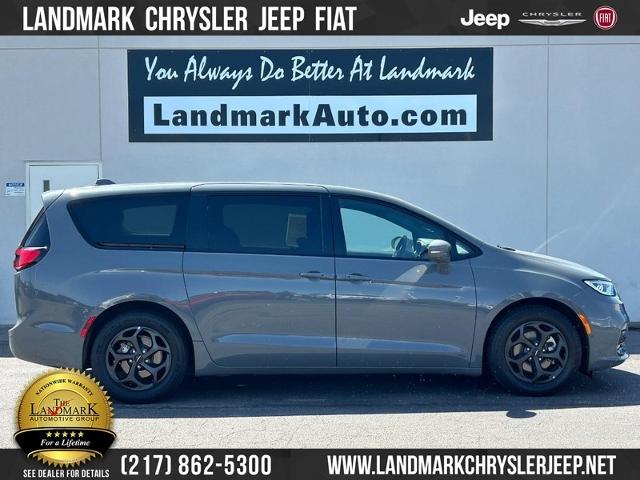 2022 Chrysler Pacifica Hybrid Touring L