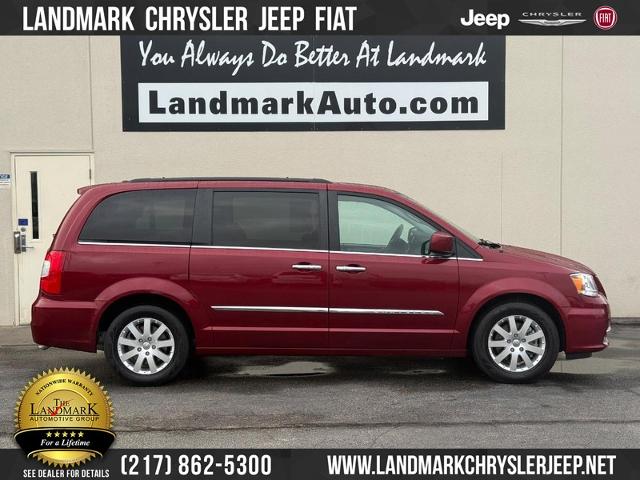 2016 Chrysler Town & Country