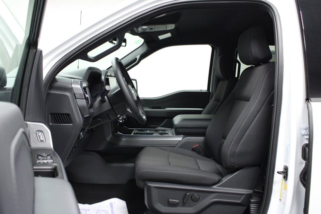New 2026 Oxford White Ford XLT image 35