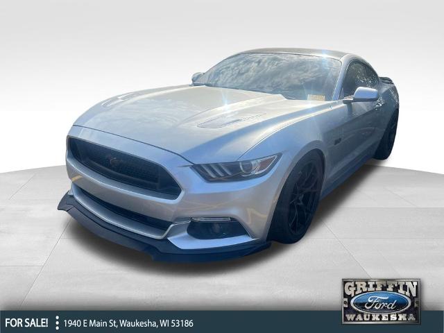 2015 Ford Mustang GT Coupe Premium's photo