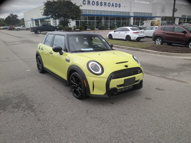 2023 MINI Hardtop 4 Door