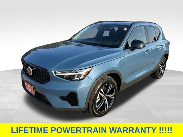 2024 Volvo XC40