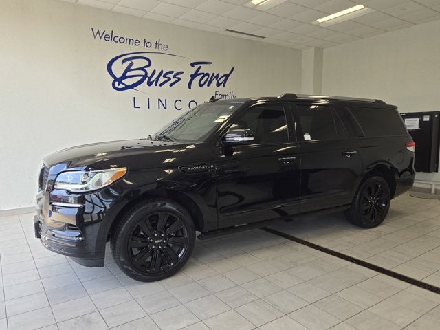 2023 Lincoln Navigator L