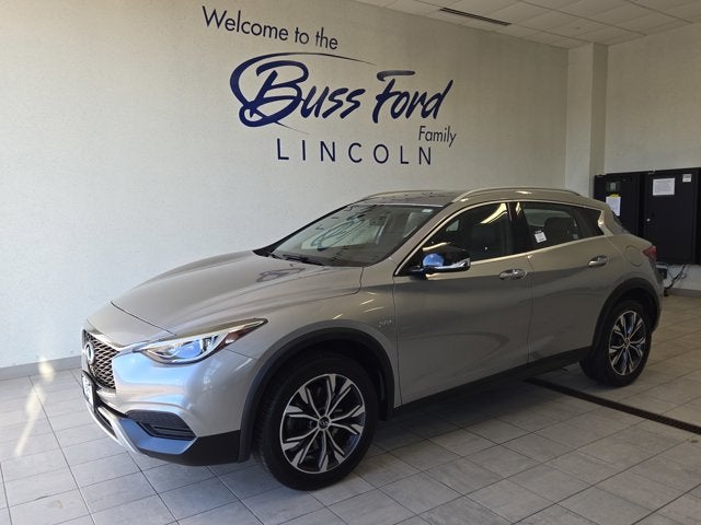 2017 Infiniti QX30