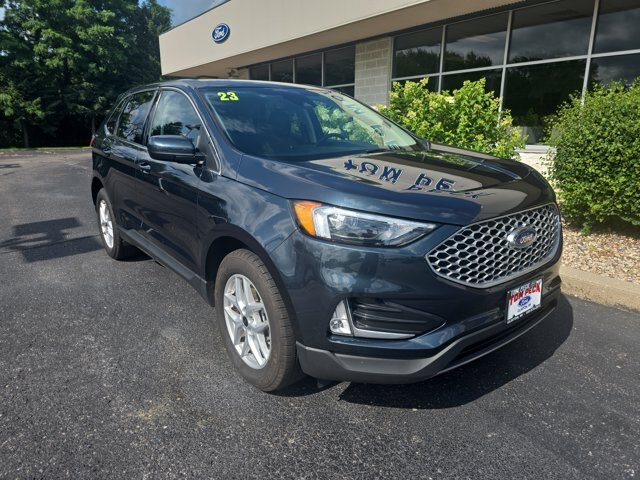 2023 Ford Edge