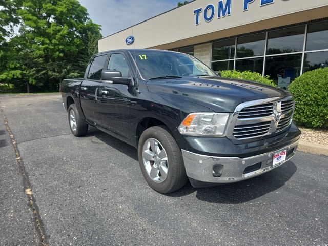 2017 Ram Ram Pickup 1500 SLT