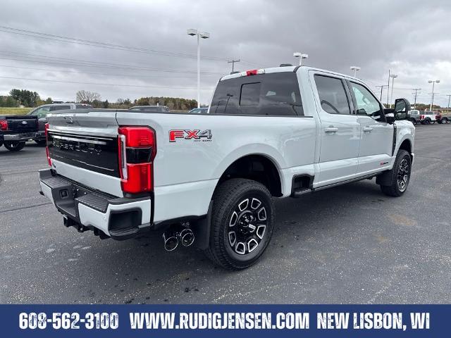 2026 Ford F-350 Super Duty Platinum - Photo 35