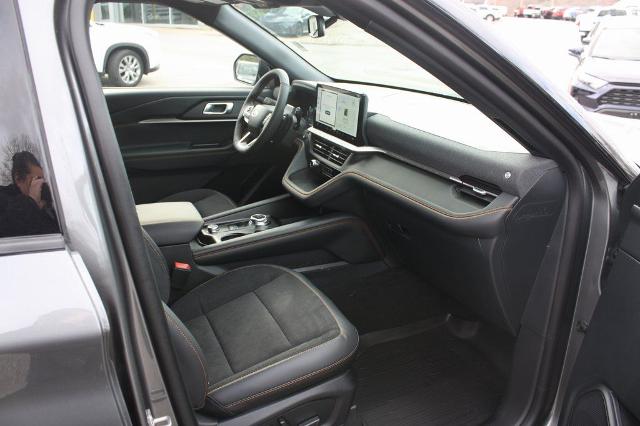 2026 Ford Explorer Tremor - Photo 16