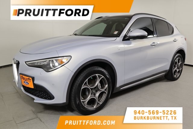 2022 Alfa Romeo Stelvio