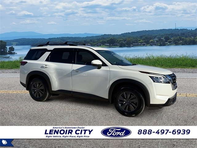 2022 Nissan Pathfinder