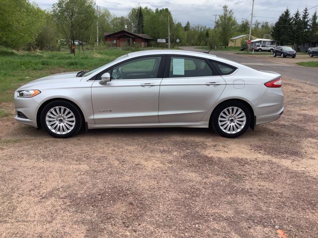 2015 Ford Fusion Hybrid SE