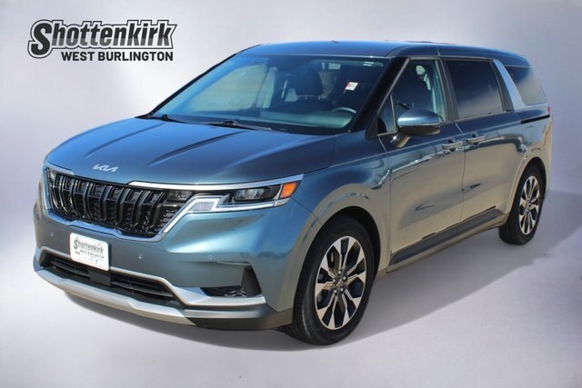 2023 Kia Carnival EX