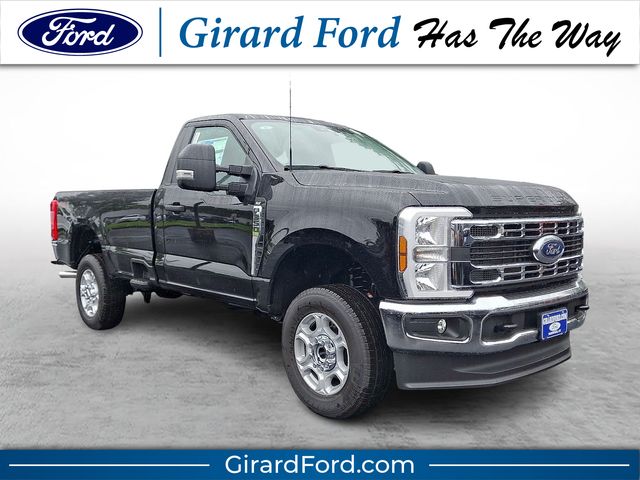 2026 Ford Super Duty F-350 SRW XLT