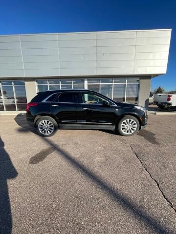 2017 Cadillac XT5 Platinum