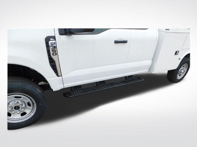 2025 Ford F-350 Super Duty Chassis Cab XL - Photo 48