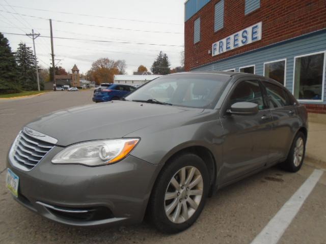 2013 Chrysler 200