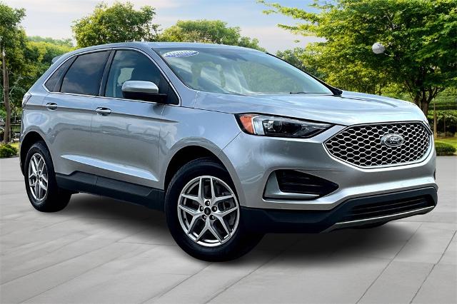2023 Ford Edge