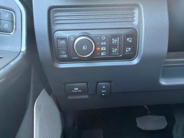 New 2027 Glacier Gray Metallic Tri-Coat Ford F-350® Platinum® image 61