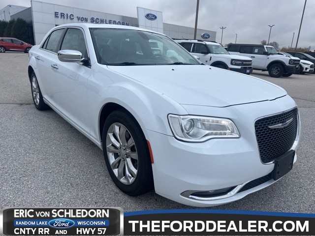 2020 Chrysler 300