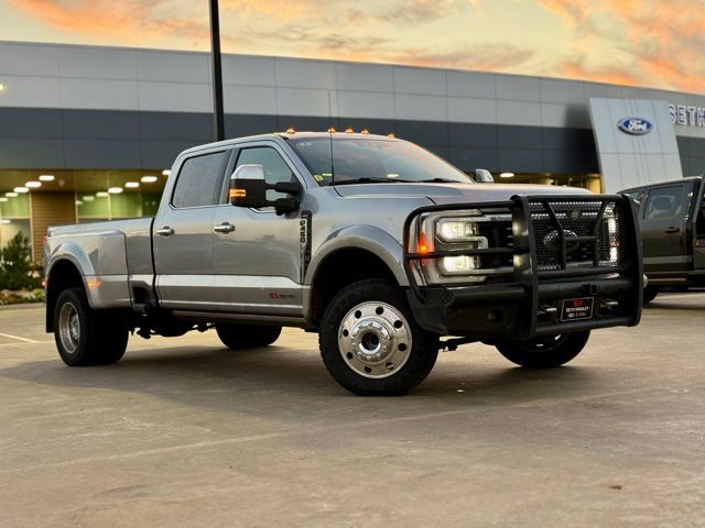 2023 Ford Super Duty F-450 Drw