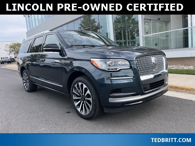 2022 Lincoln Navigator L