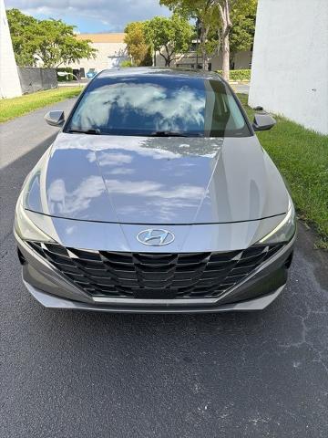 2023 Hyundai Elantra Hybrid