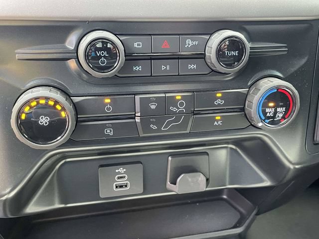 Used 2025 Agate Black Metallic Ford XL image 53
