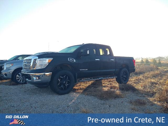 2017 Nissan Titan