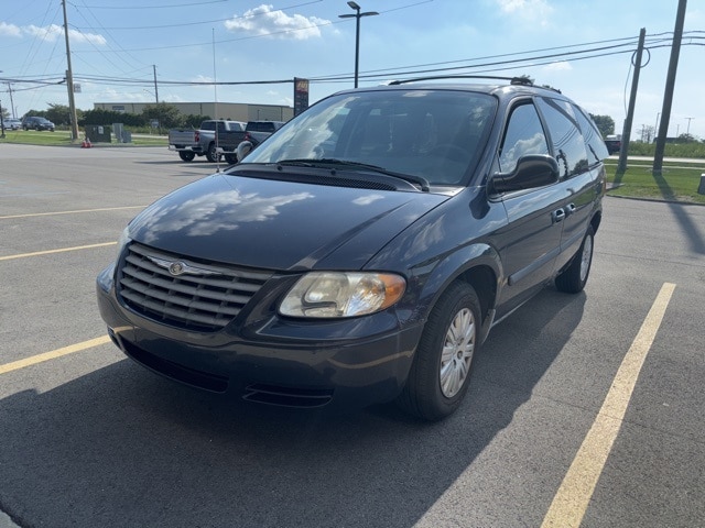 2007 Chrysler Town & Country Swb
