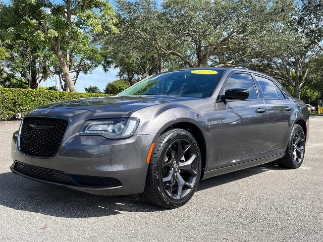 2021 Chrysler 300