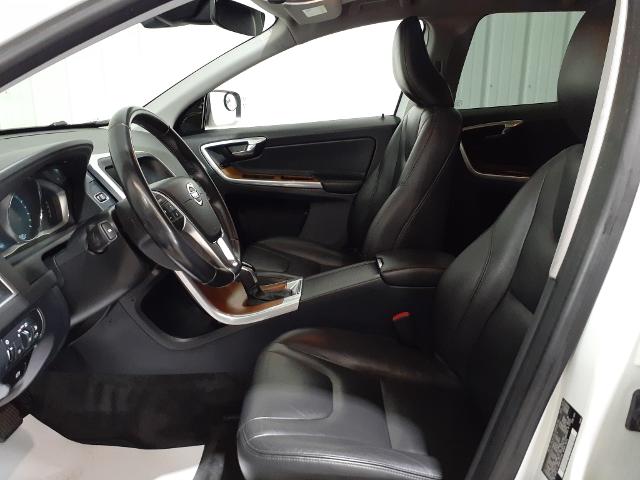 Used 2016 Volvo XC60 Premier with VIN YV440MDK9G2784792 for sale in Wooster, OH