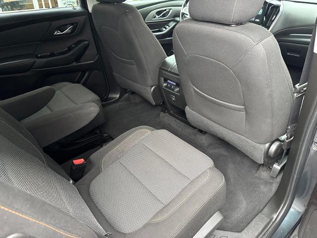 Used 2019 Graphite Metallic Chevrolet  image 18