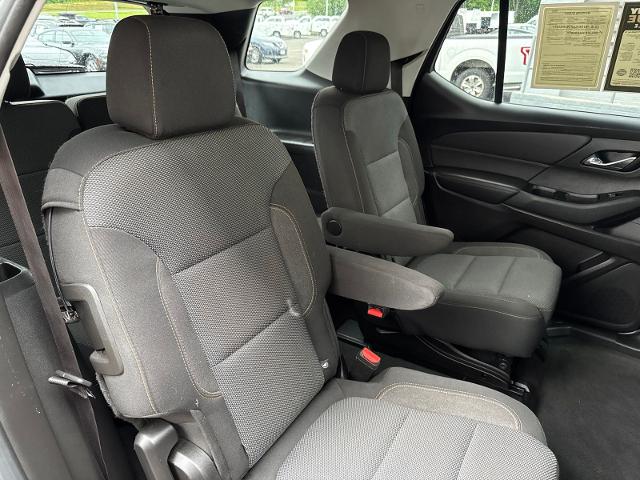 Used 2019 Graphite Metallic Chevrolet  image 19