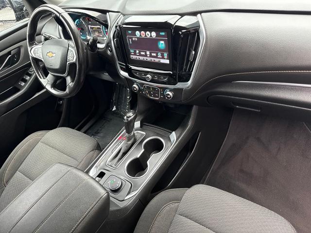 Used 2019 Graphite Metallic Chevrolet  image 37