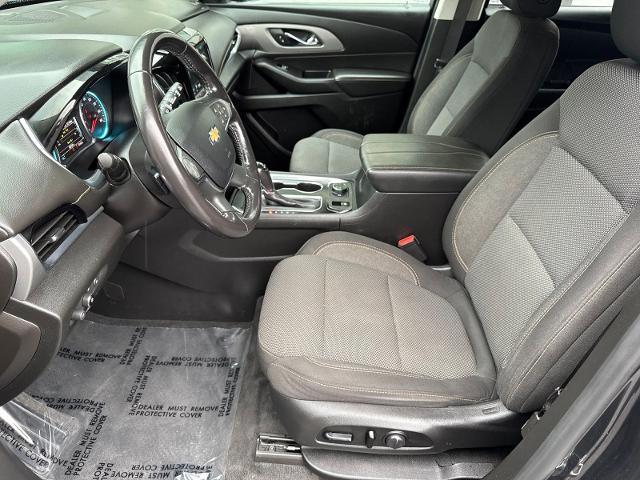 Used 2019 Graphite Metallic Chevrolet  image 39