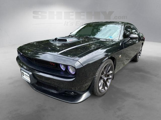 Used 2020 Pitch Black Clearcoat Dodge  image 16