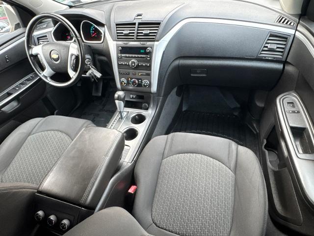 Used 2012 Gold Mist Metallic Chevrolet  image 33