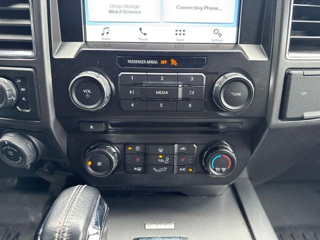 Used 2016 Shadow Black Ford  image 22