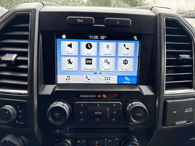 Used 2016 Shadow Black Ford  image 25