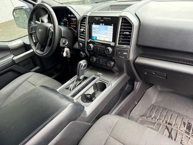 Used 2016 Shadow Black Ford  image 30