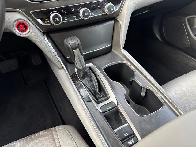 Used 2019 Still Night Pearl Honda  image 23