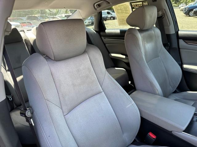 Used 2019 Still Night Pearl Honda  image 27