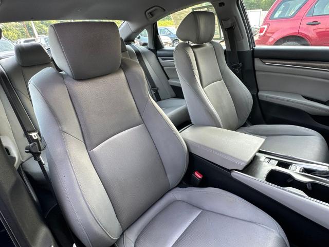 Used 2019 Still Night Pearl Honda  image 29